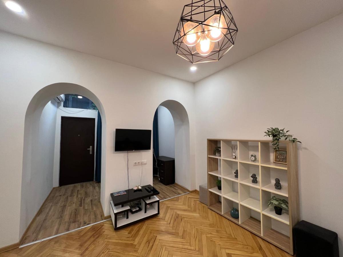 Cosy Apartment In Tbilisi Centre Екстериор снимка