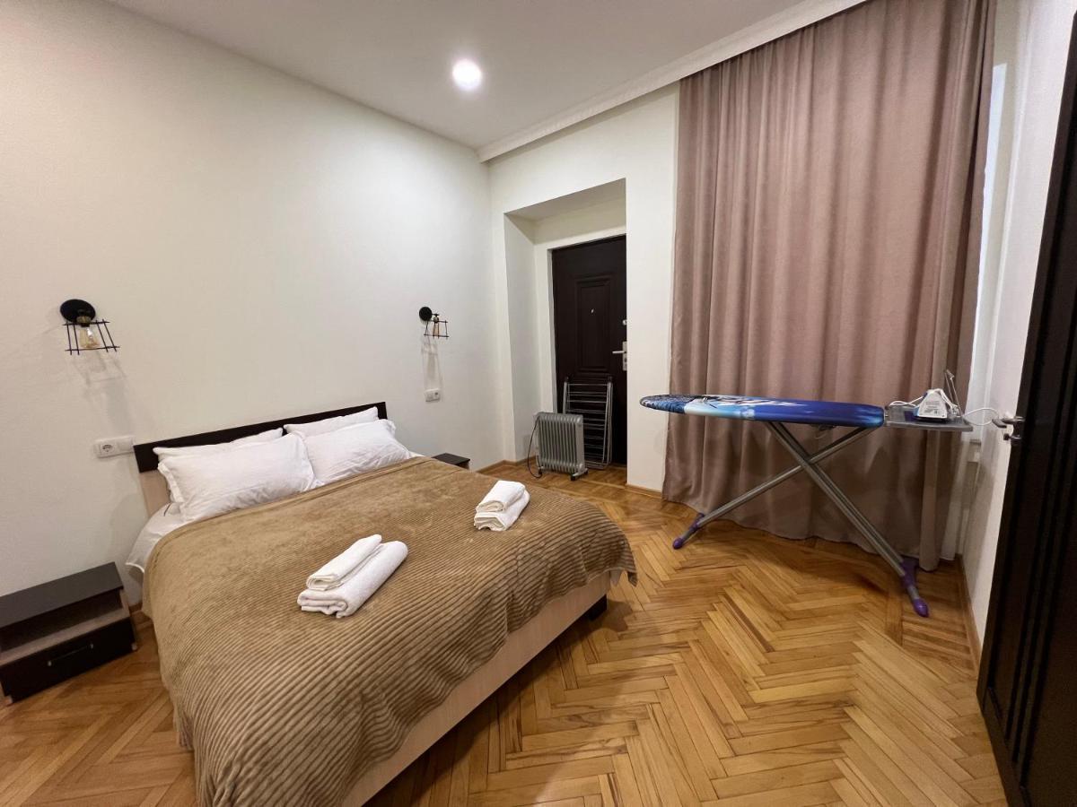Cosy Apartment In Tbilisi Centre Екстериор снимка